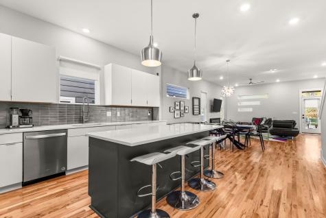 1610 16th Ave, N Nashville TN 37208