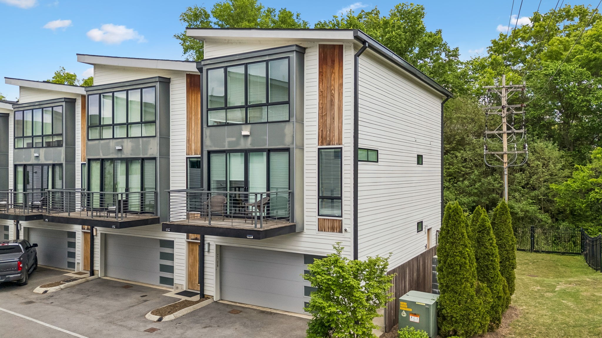 2106 9th Ave, N Nashville TN 37208