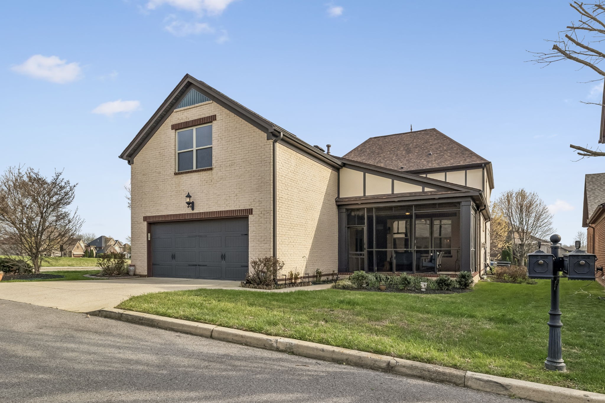 1638 Kelvington Boulevard Gallatin TN 37066
