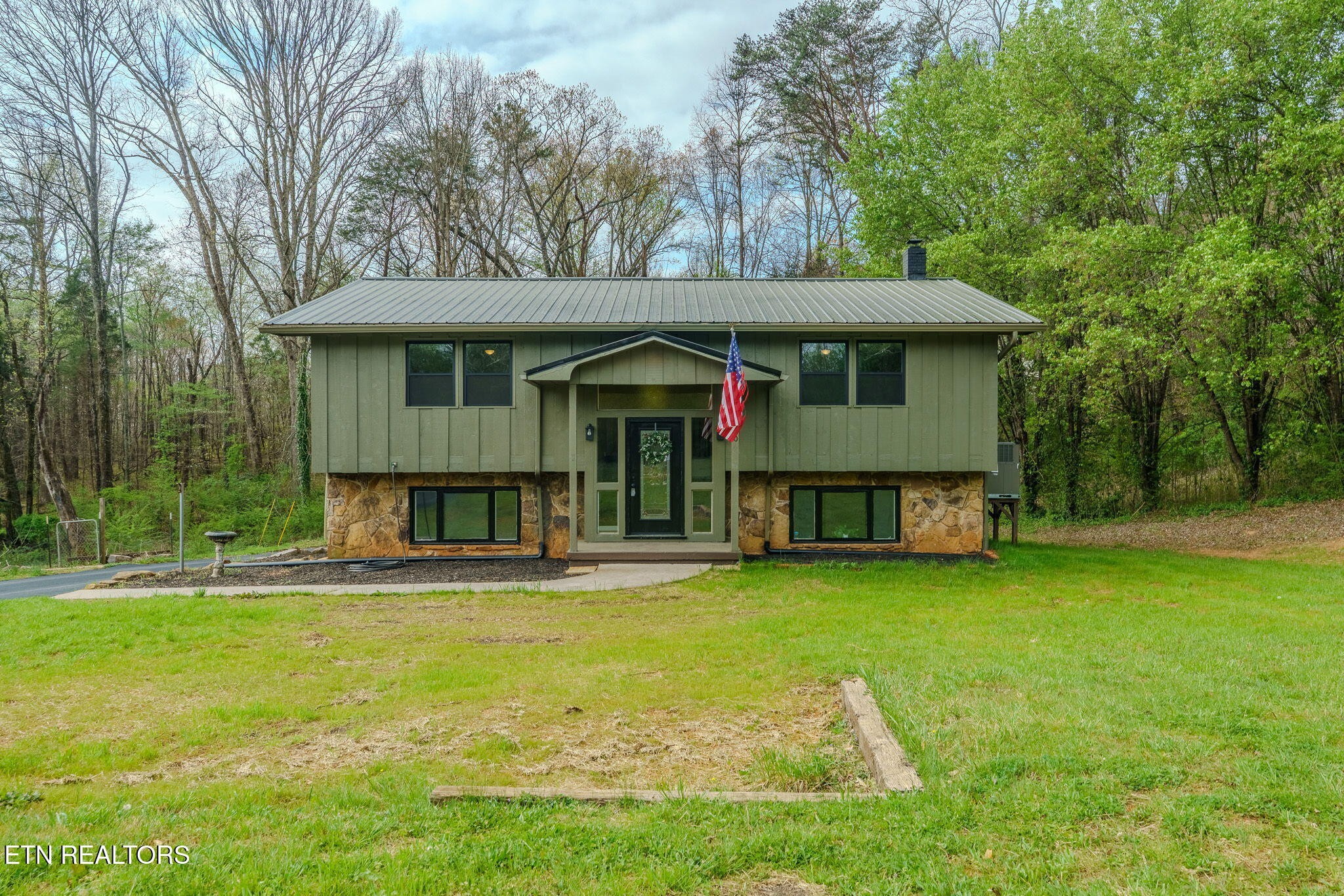 330 Glenn Lane Spring City TN 37381
