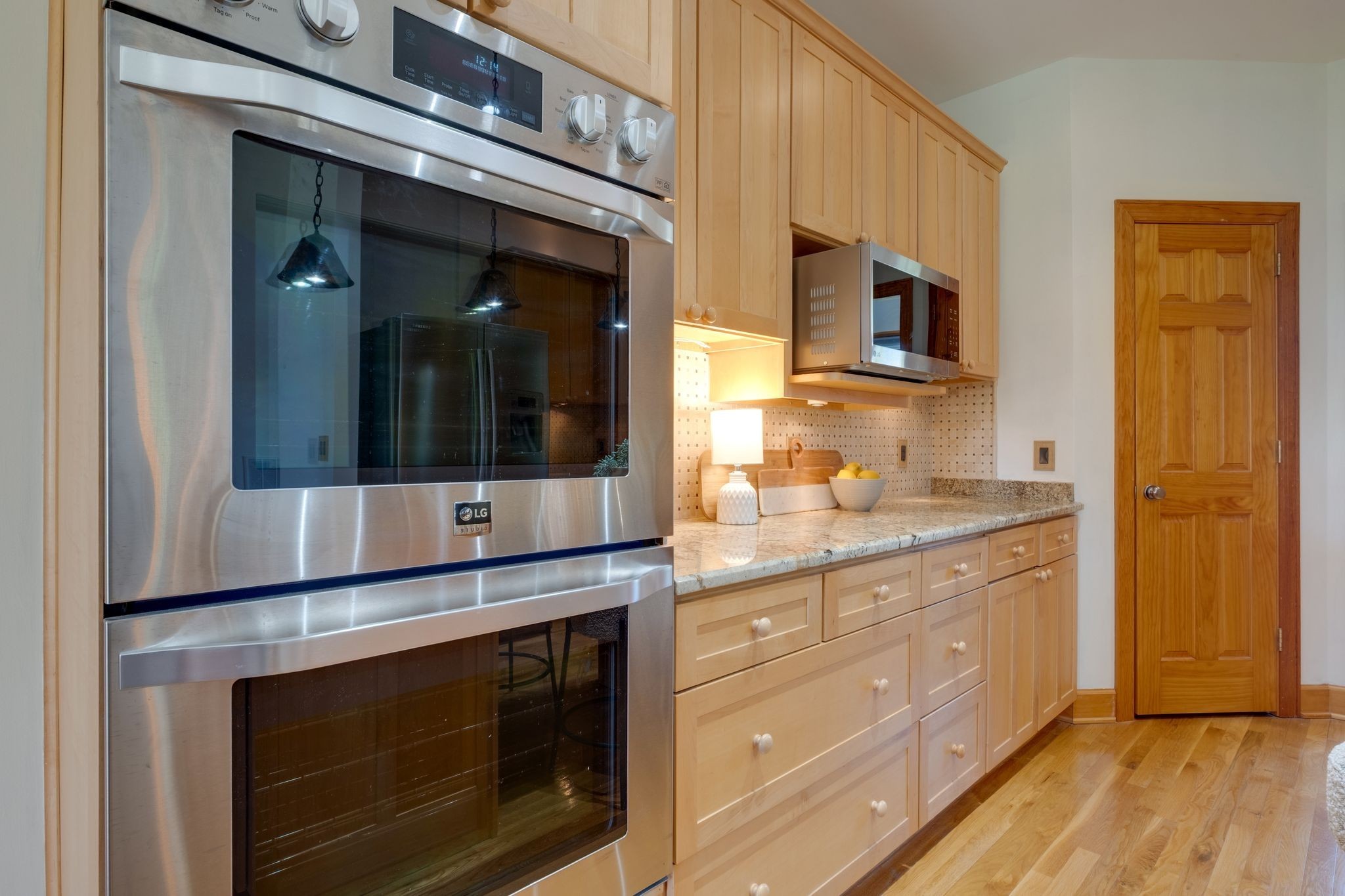 1249 White Road Bon Aqua TN 37025