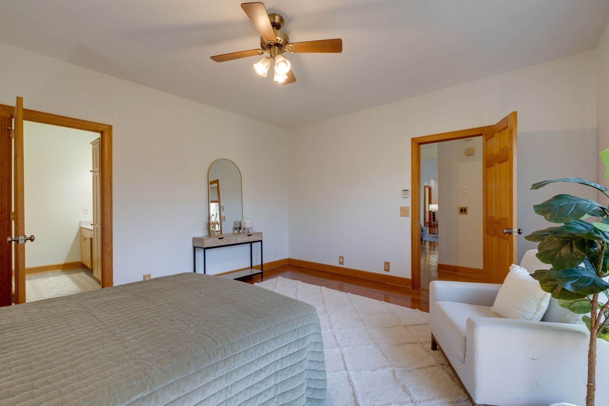 1249 White Road Bon Aqua TN 37025