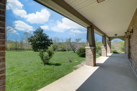 1249 White Road Bon Aqua TN 37025