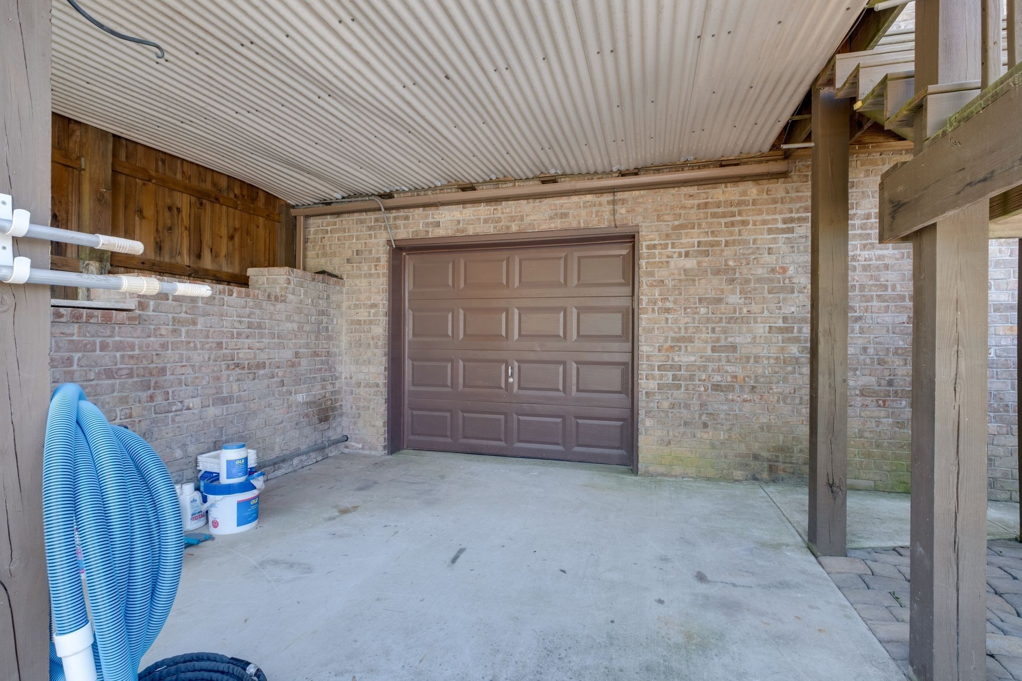 1249 White Road Bon Aqua TN 37025
