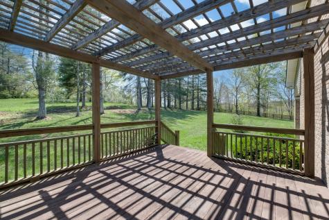 1249 White Road Bon Aqua TN 37025
