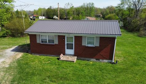 204 George Akins Road Westmoreland TN 37186