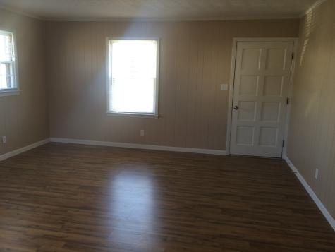 204 George Akins Road Westmoreland TN 37186