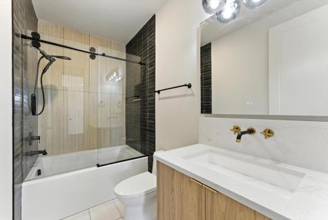 512 Weakley Avenue Nashville TN 37207