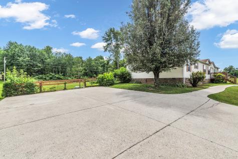 369 Canoe Branch Road Castalian Springs TN 37031