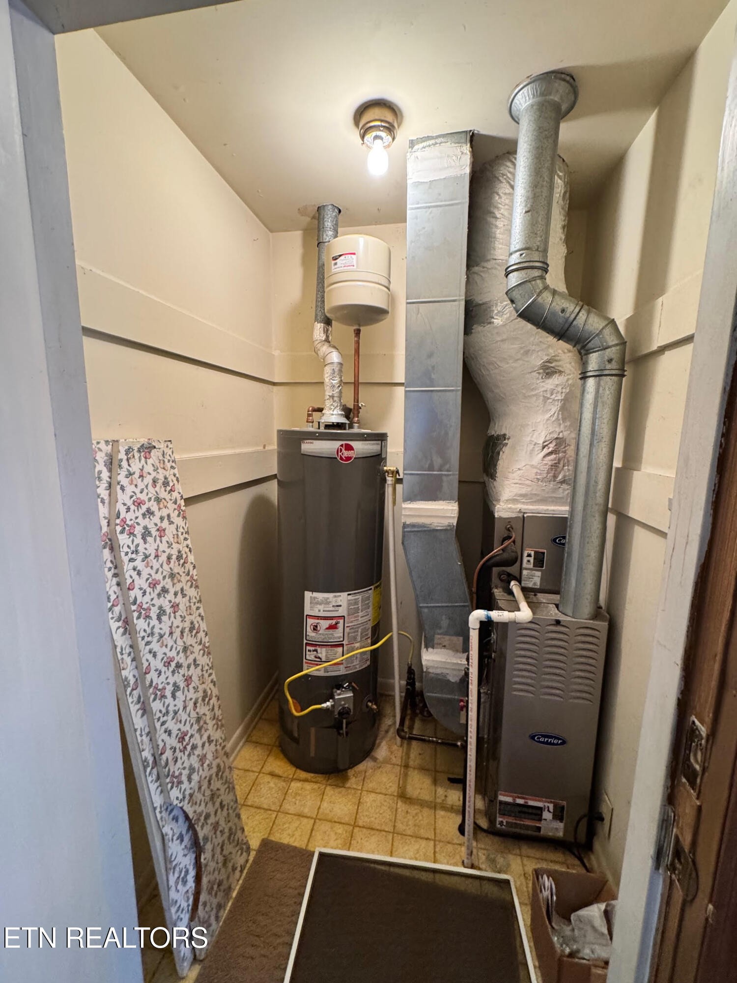 34 Hampton Square Crossville TN 38555