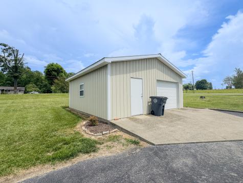 1406 Ellington Drive Lafayette TN 37083