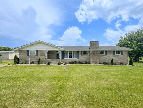 1406 Ellington Drive Lafayette TN 37083