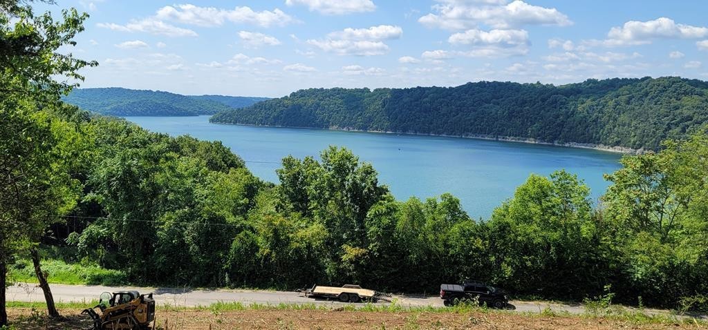 84 Harbor Pointe Drive Silver Point TN 38582