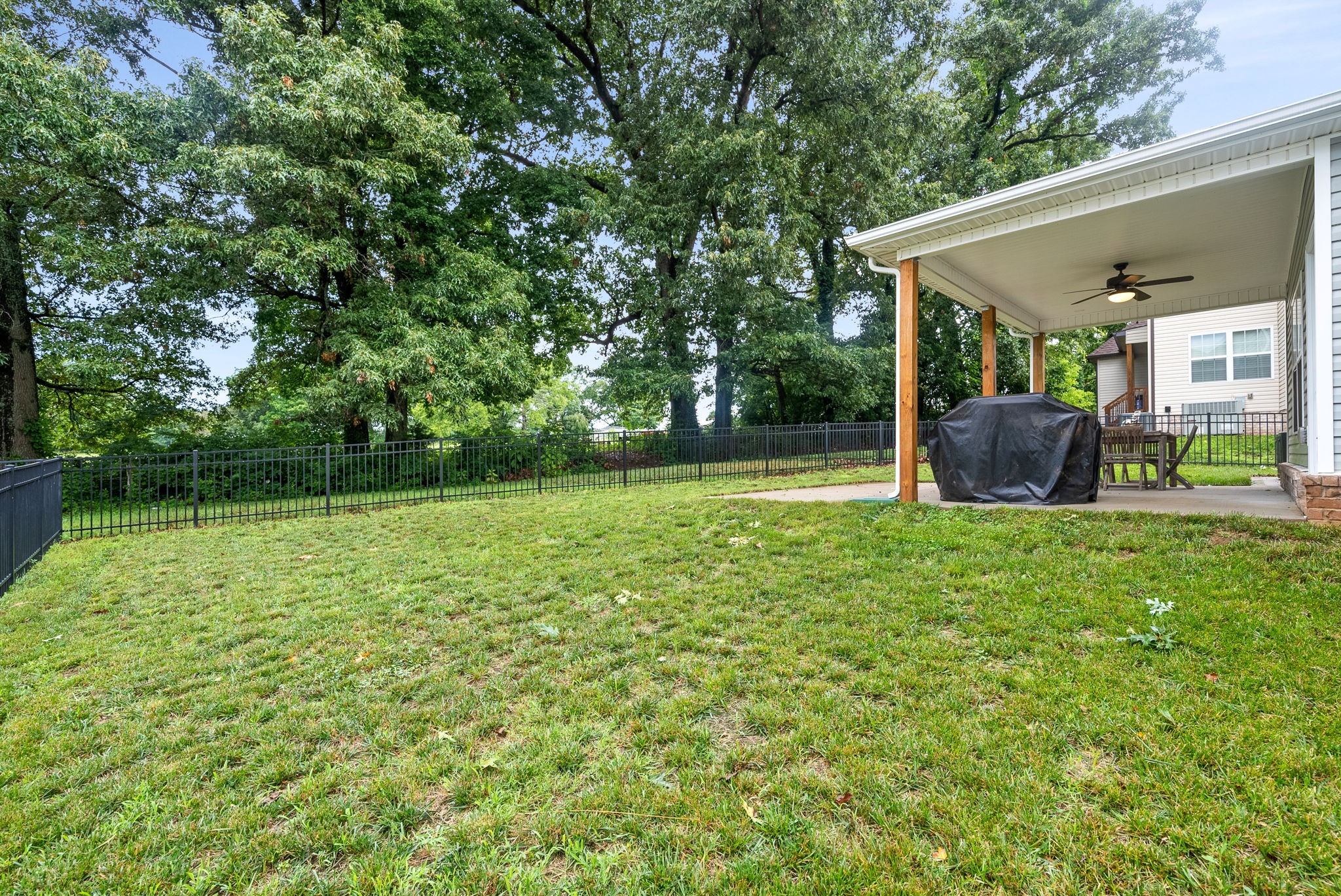2730 Rafiki Drive Clarksville TN 37042