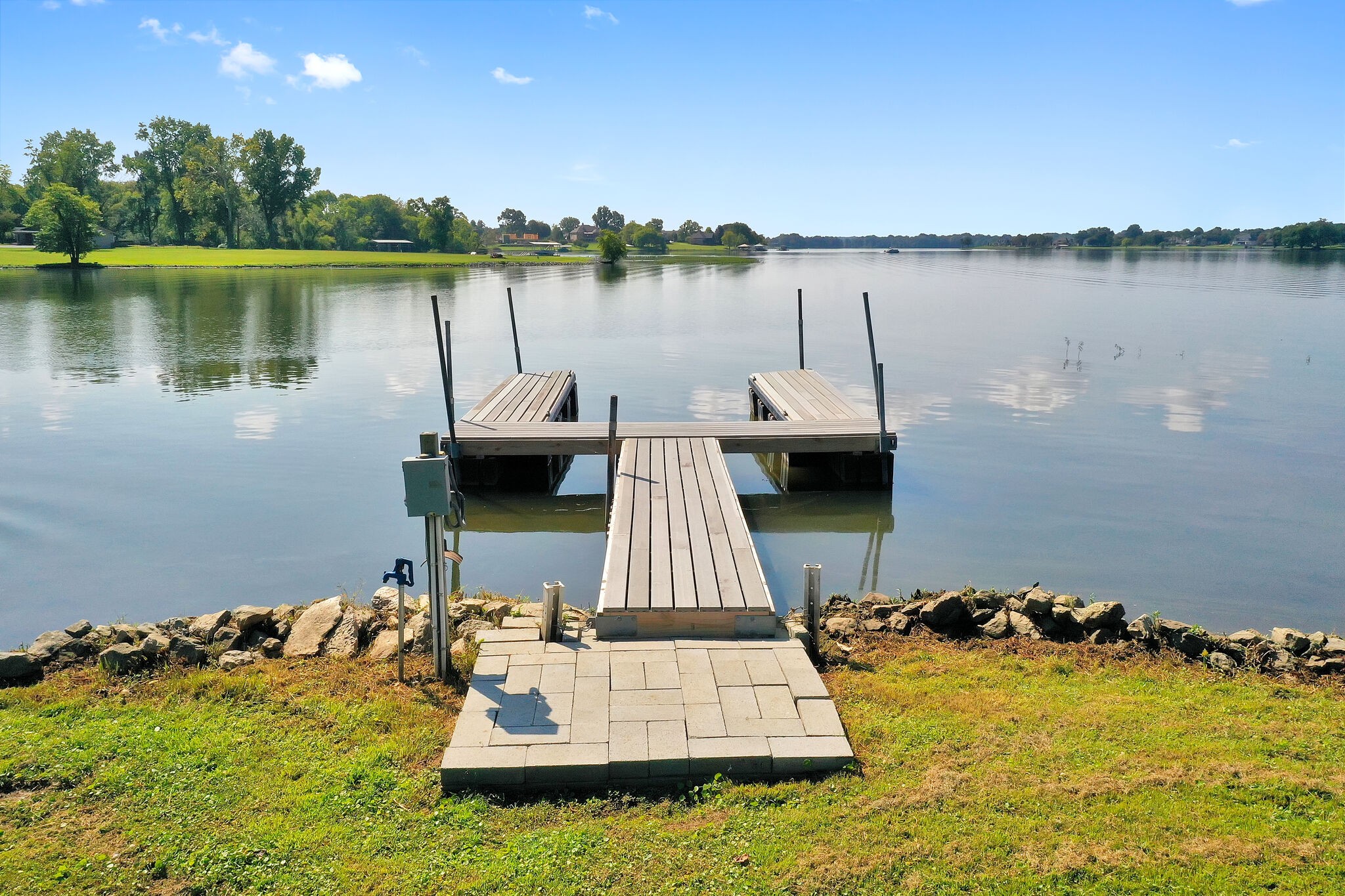405 Private Drive Hendersonville TN 37075