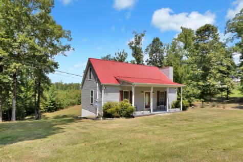 123 Lower Roans Creek Road Linden TN 37096