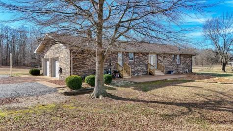 628 Tom White Road Big Sandy TN 38221