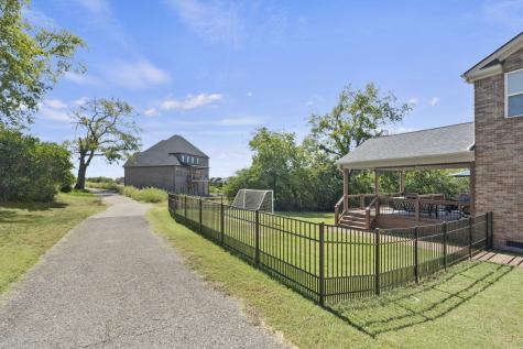 1555 Hunt Club Boulevard Gallatin TN 37066