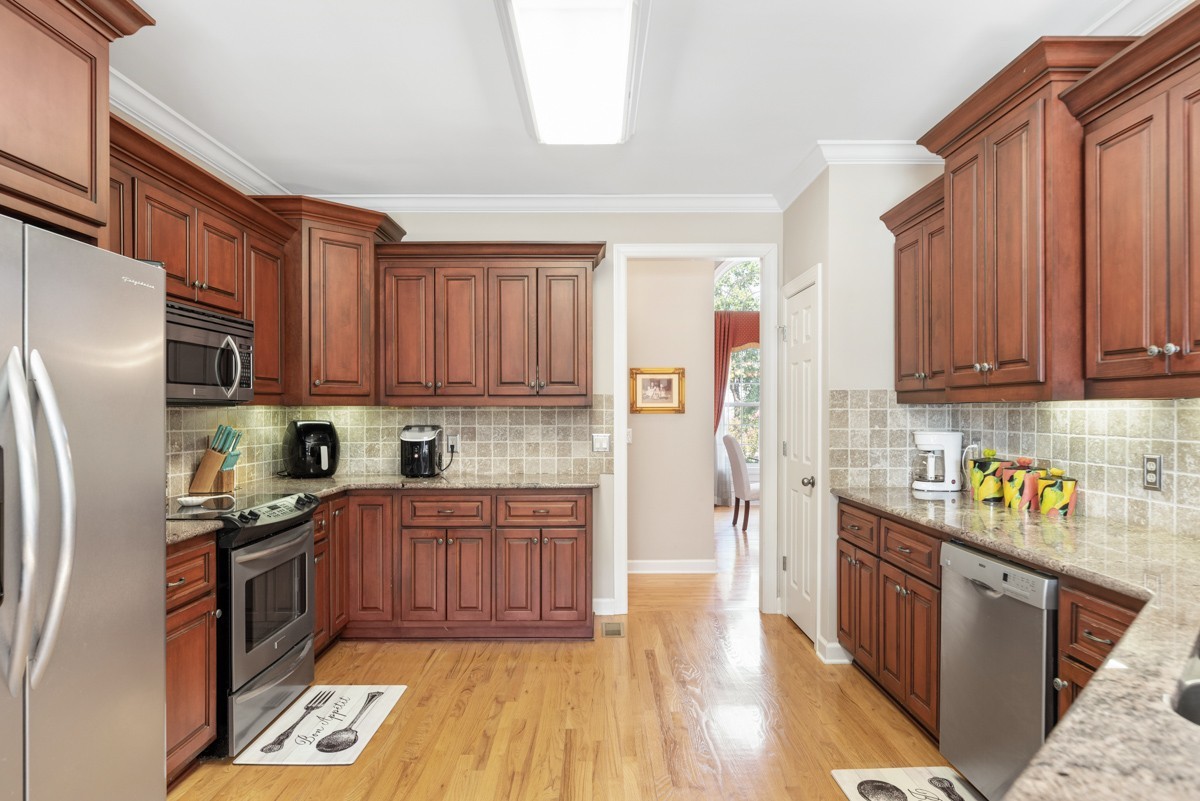 105 Robin Point Gallatin TN 37066