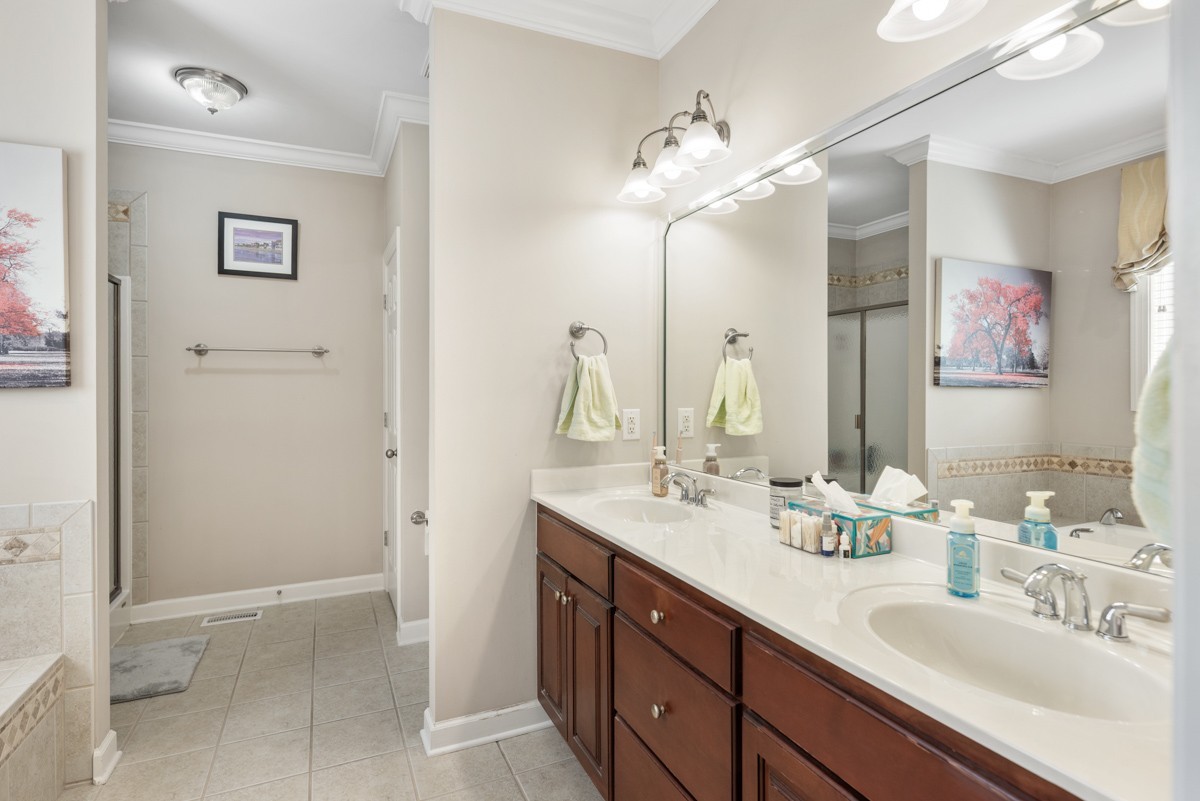 105 Robin Point Gallatin TN 37066