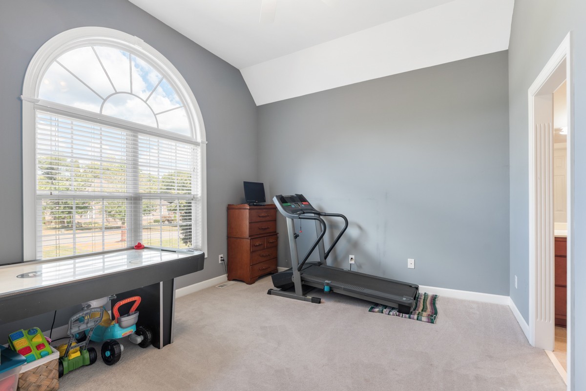 105 Robin Point Gallatin TN 37066
