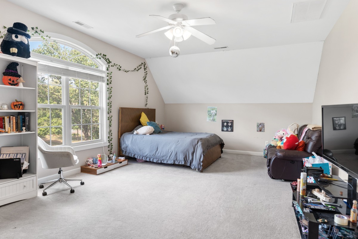 105 Robin Point Gallatin TN 37066