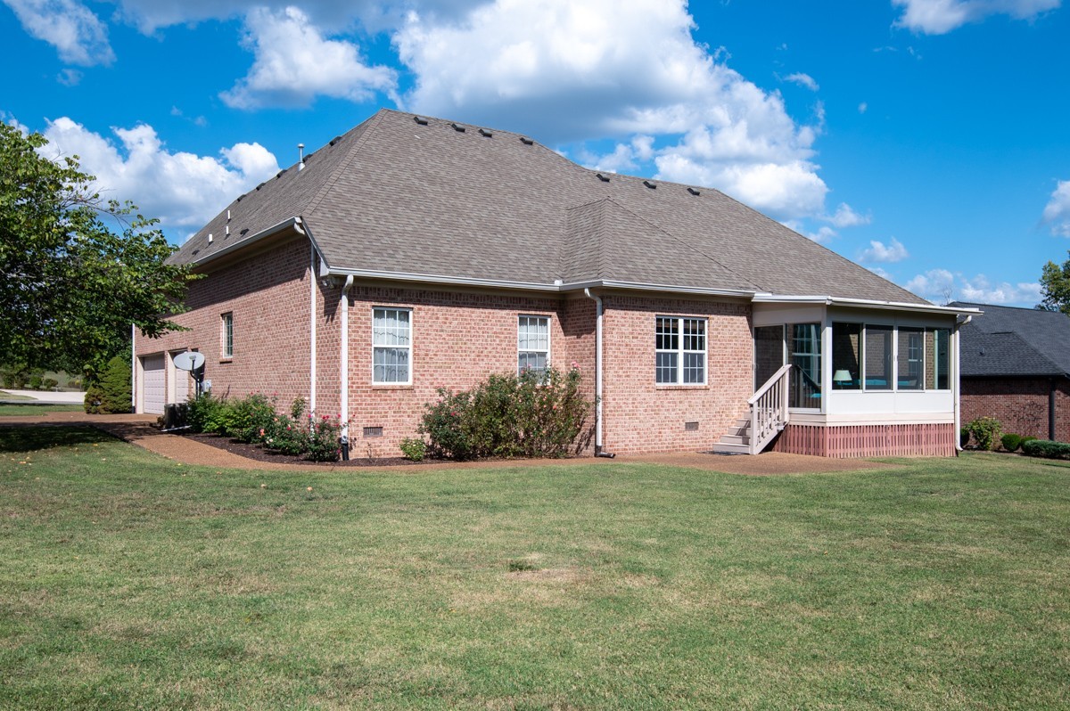 105 Robin Point Gallatin TN 37066
