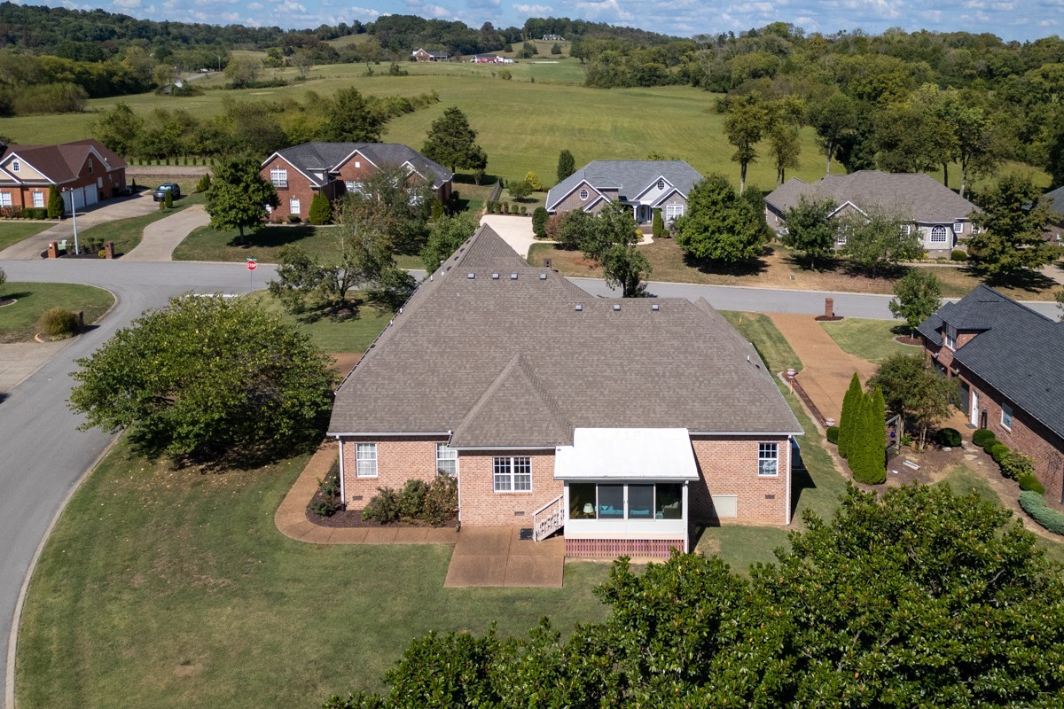 105 Robin Point Gallatin TN 37066