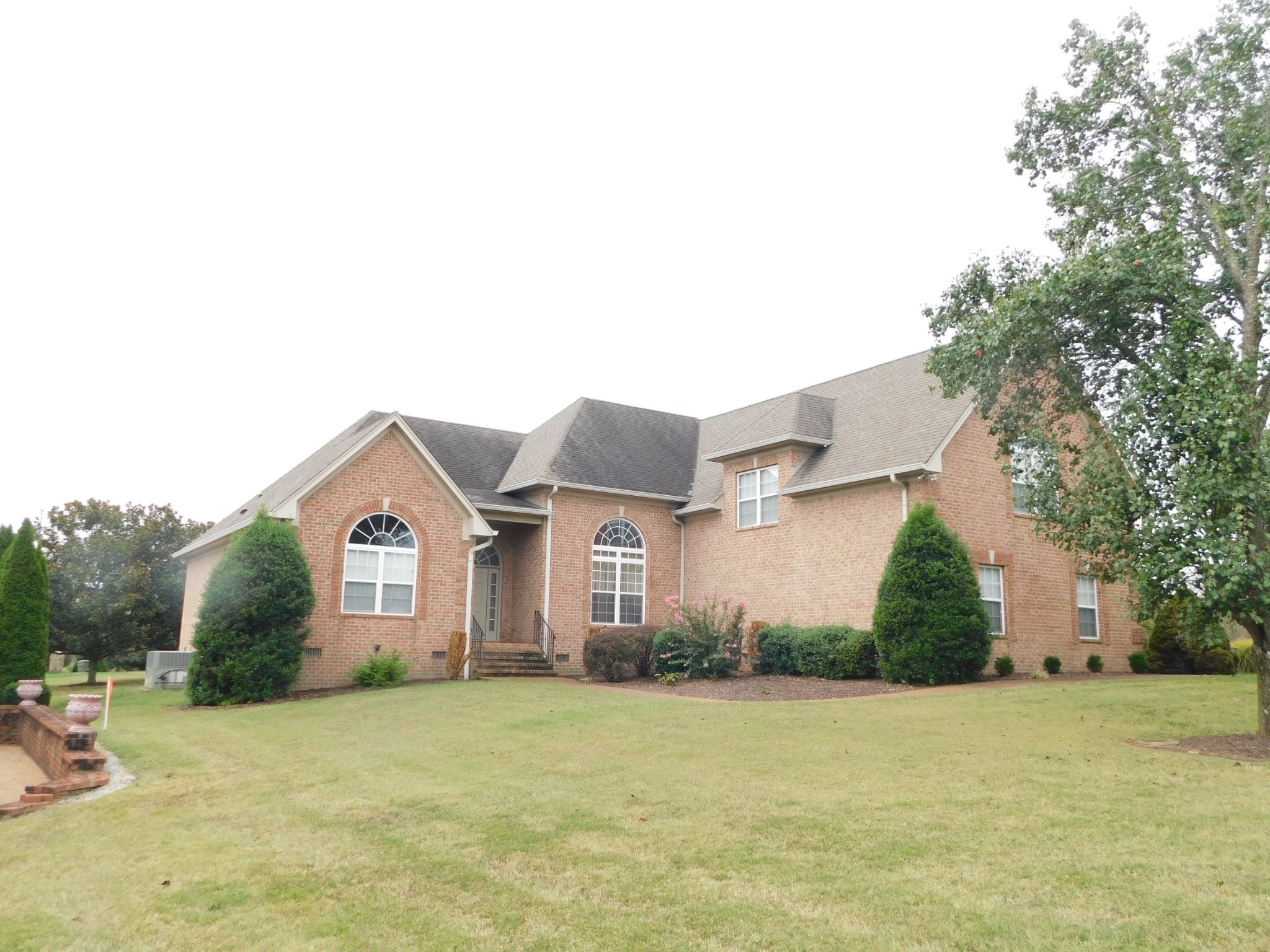 105 Robin Point Gallatin TN 37066