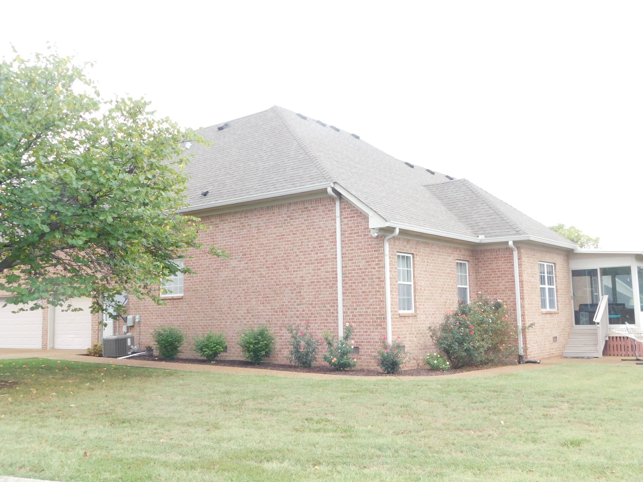 105 Robin Point Gallatin TN 37066