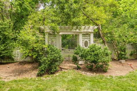 5 Castlewood Court Nashville TN 37215
