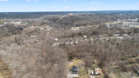 222 Cave Street Clarksville TN 37042
