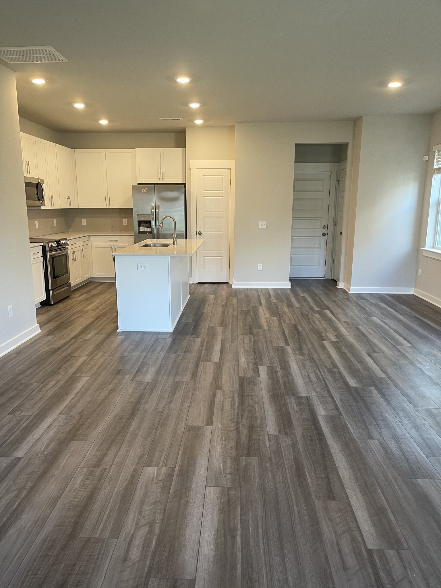 2240 Hospitality Lane Murfreesboro TN 37128
