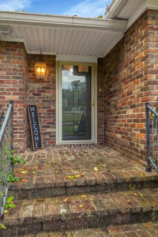 507 Oakwood Drive Columbia TN 38401