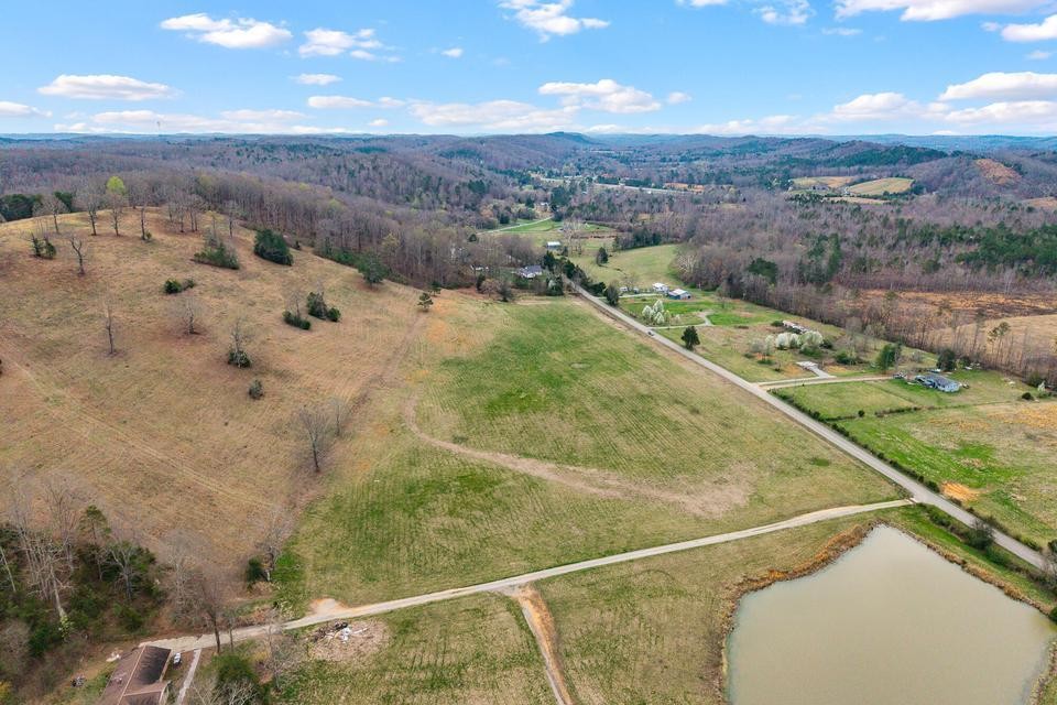 7 N Nopone Valley Road Decatur TN 37322
