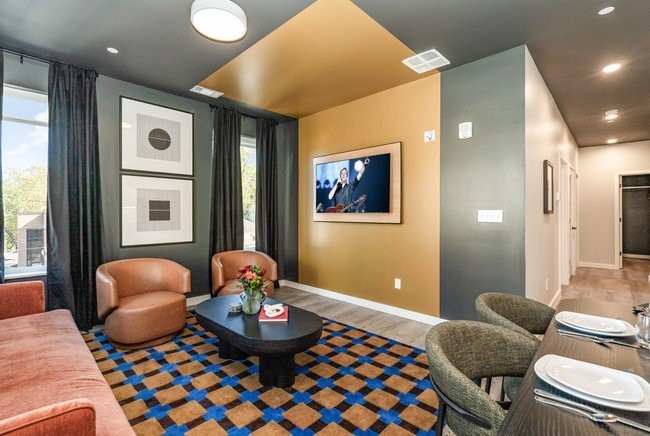 50 Music Sq, W Nashville TN 37203