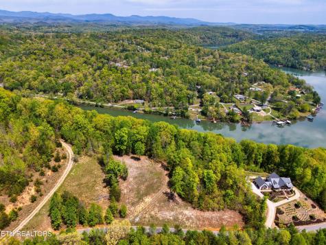 1003 Sheerwater Road Kingston TN 37763