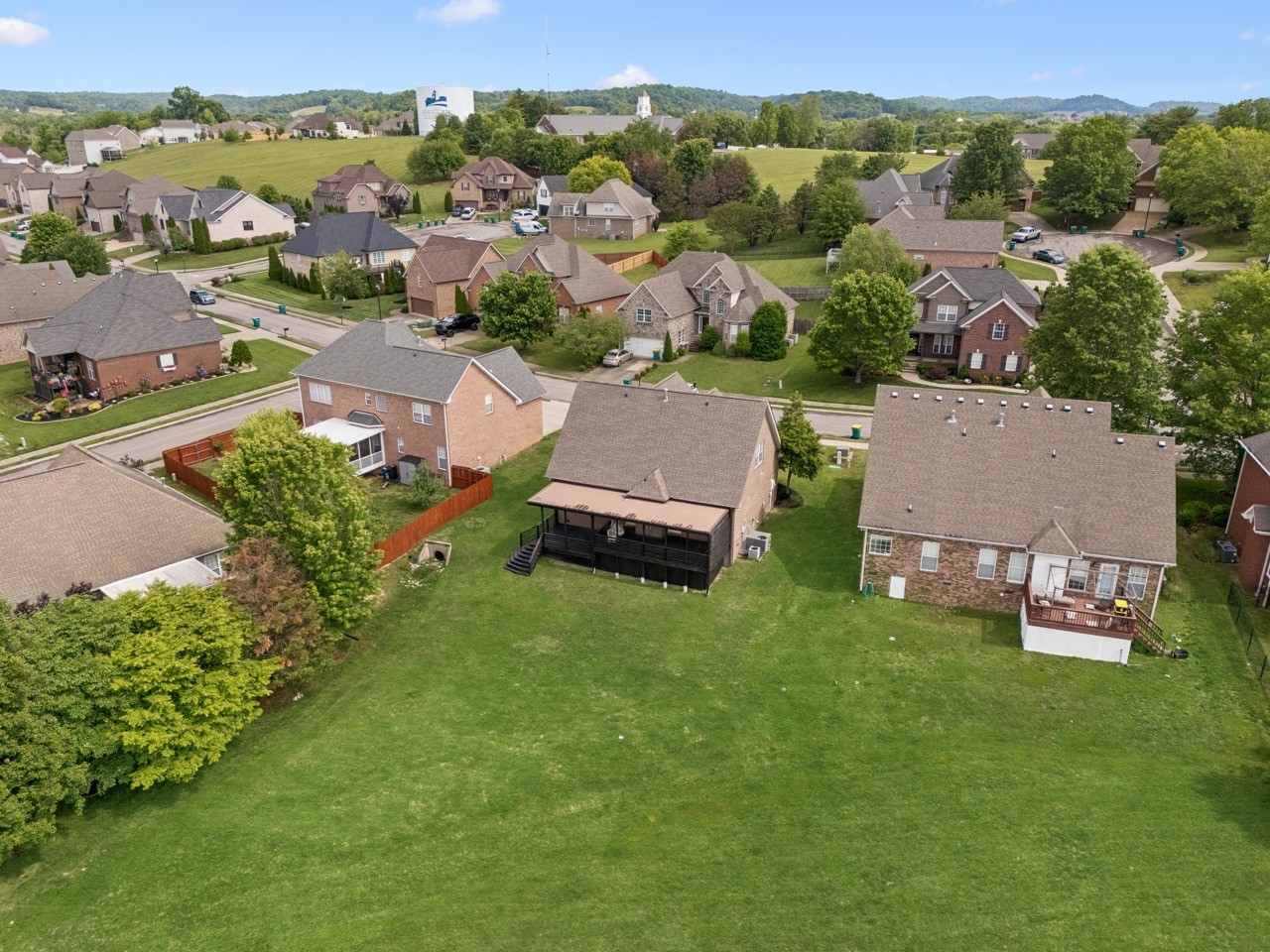 1015 Red Pepper Ridge Spring Hill TN 37174