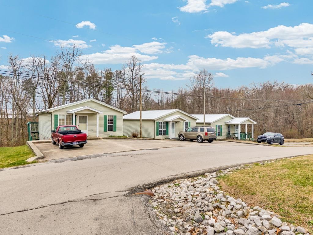 340 Briar Ave, W Jamestown TN 38556