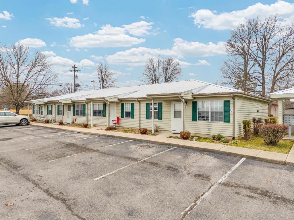 340 Briar Ave, W Jamestown TN 38556