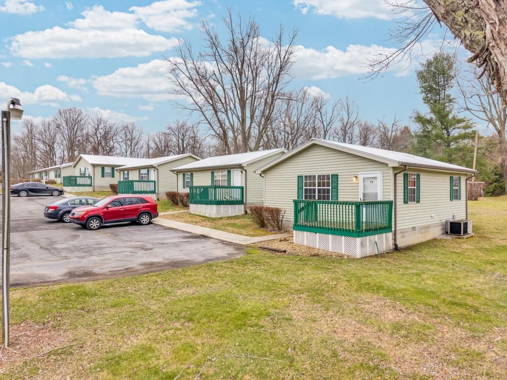 340 Briar Ave, W Jamestown TN 38556