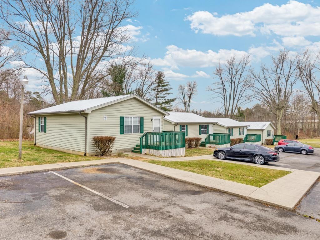 340 Briar Ave, W Jamestown TN 38556