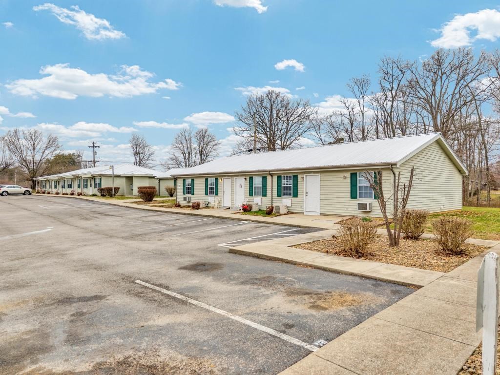 340 Briar Ave, W Jamestown TN 38556
