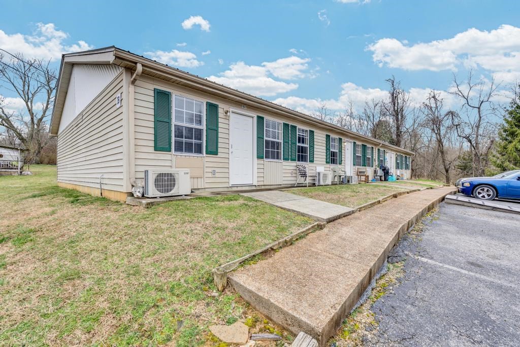340 Briar Ave, W Jamestown TN 38556