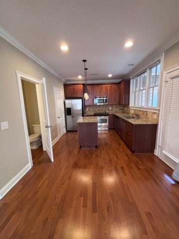 2112 Acklen Avenue Nashville TN 37212