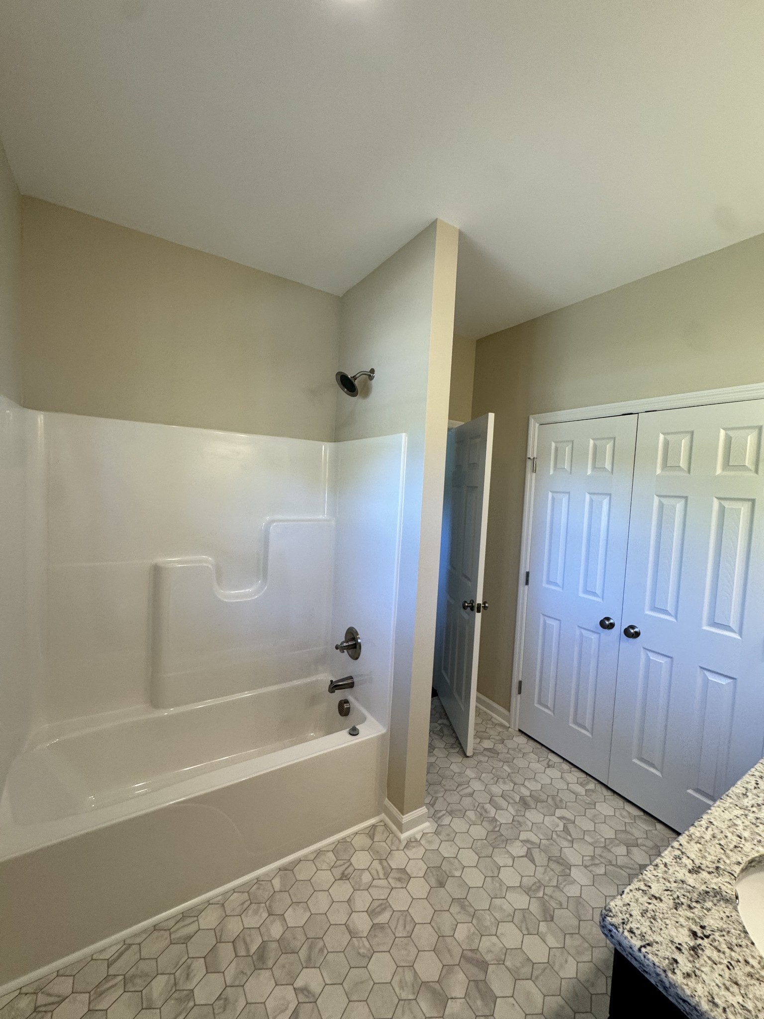224 Redbird Lane Lafayette TN 37083