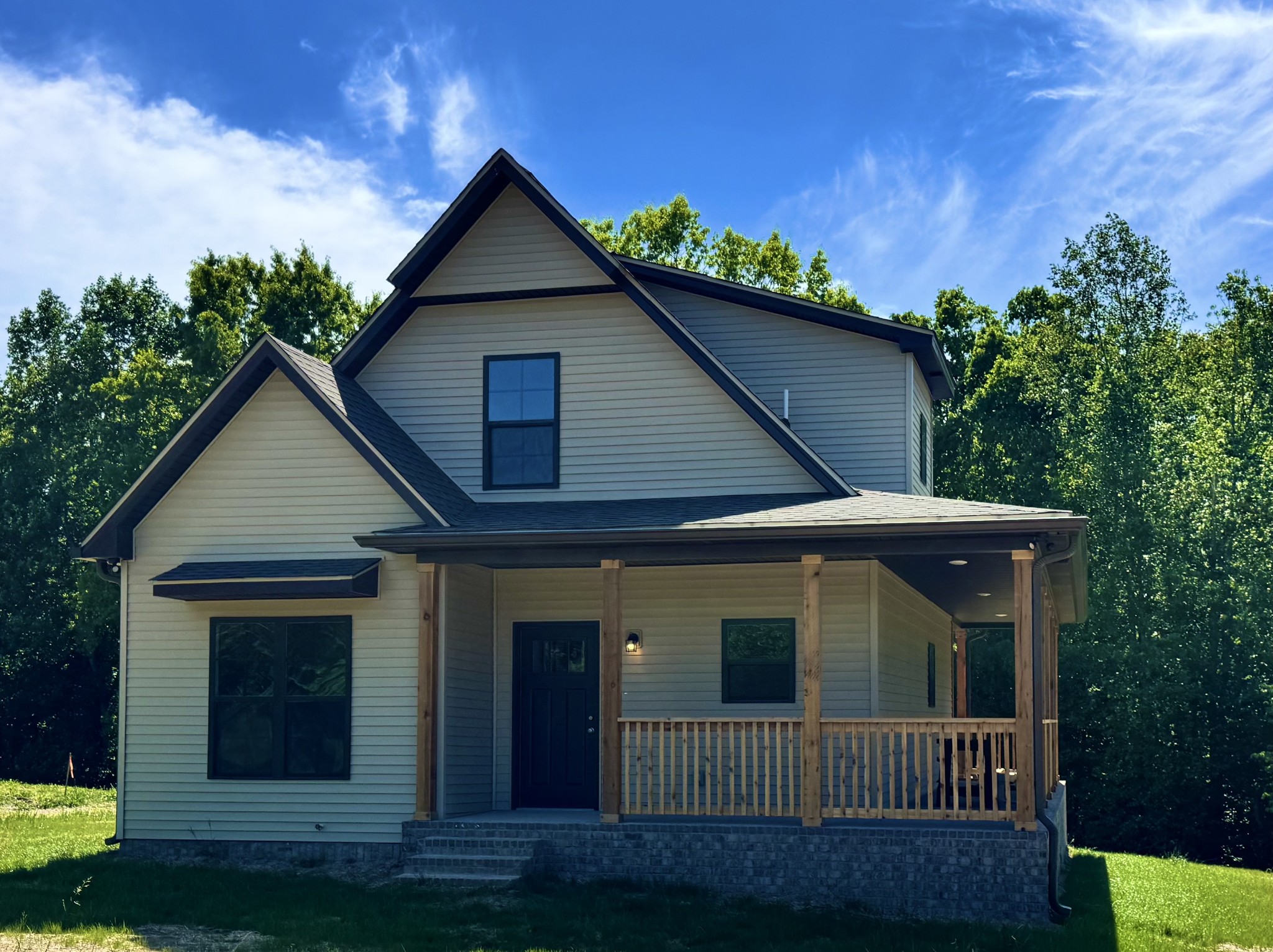 224 Redbird Lane Lafayette TN 37083