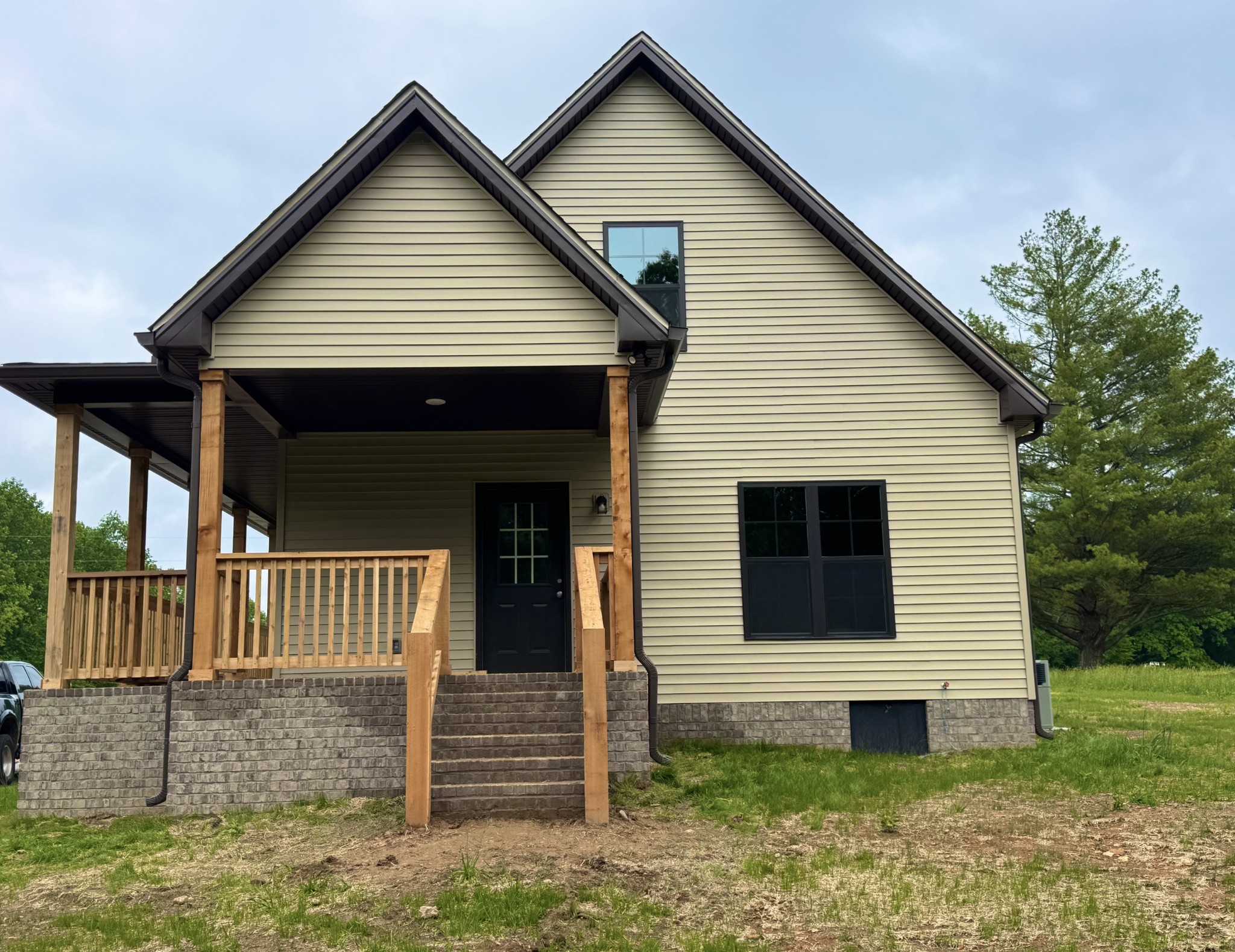 224 Redbird Lane Lafayette TN 37083