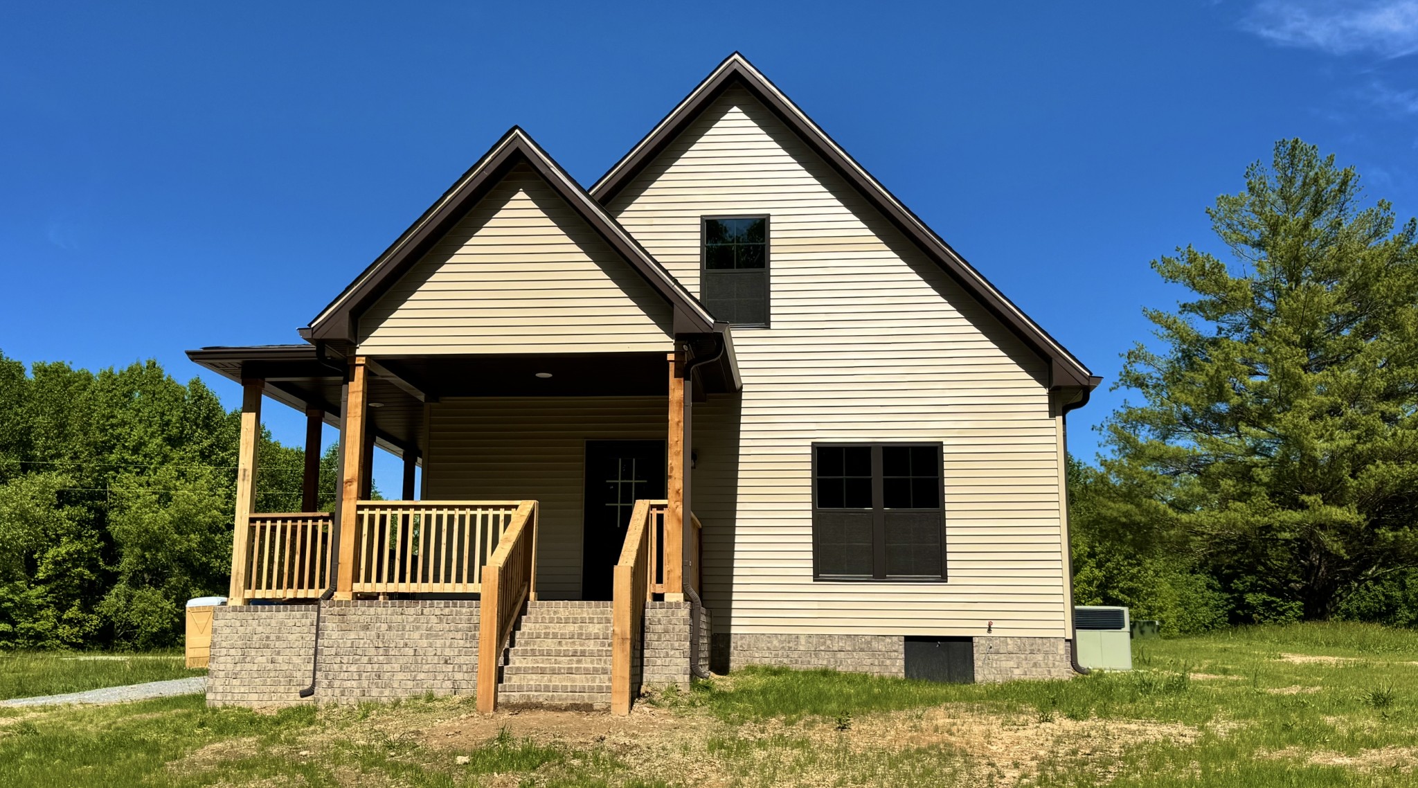 224 Redbird Lane Lafayette TN 37083