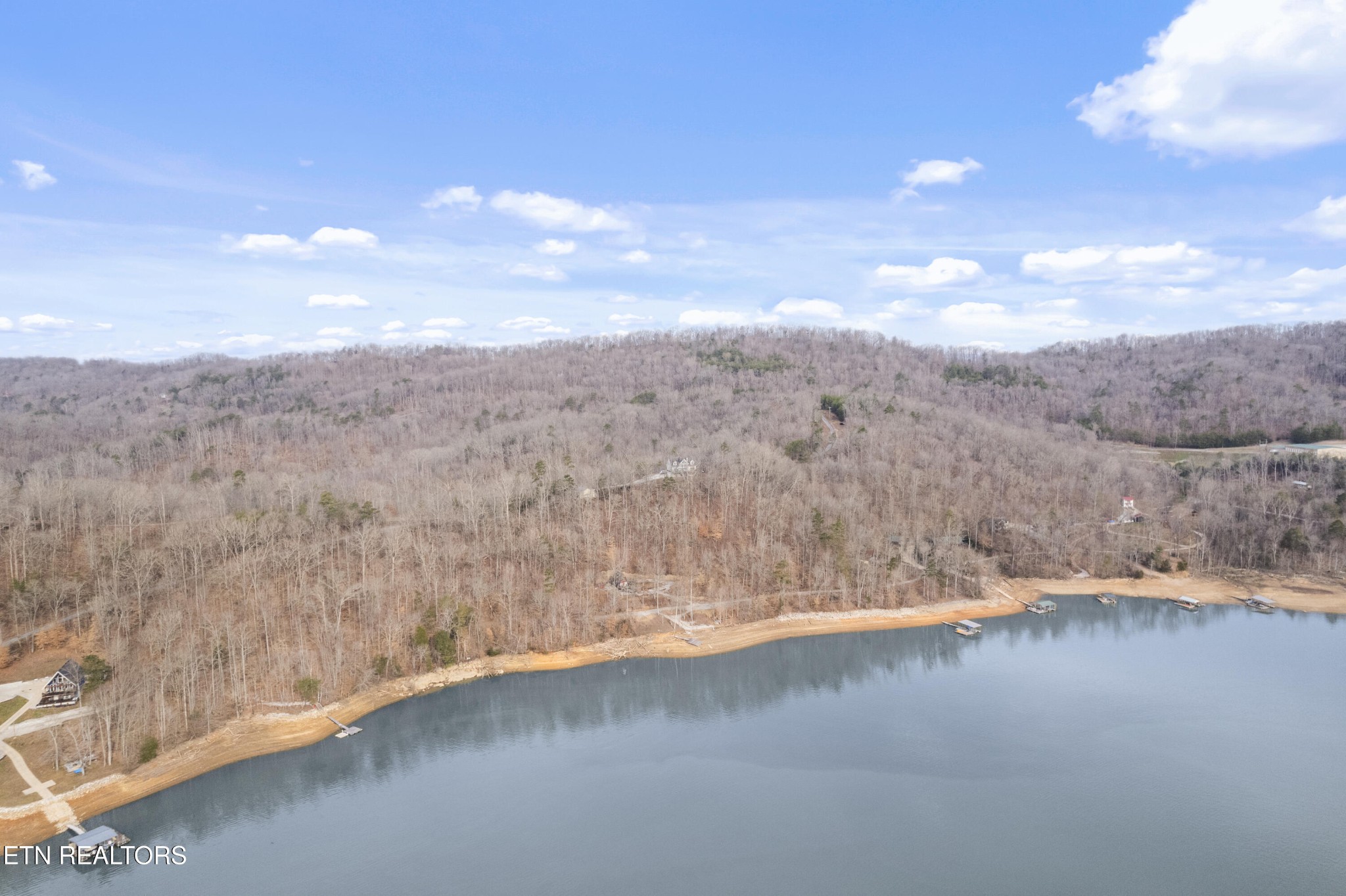 45 Walleye Point Sharps Chapel TN 37866